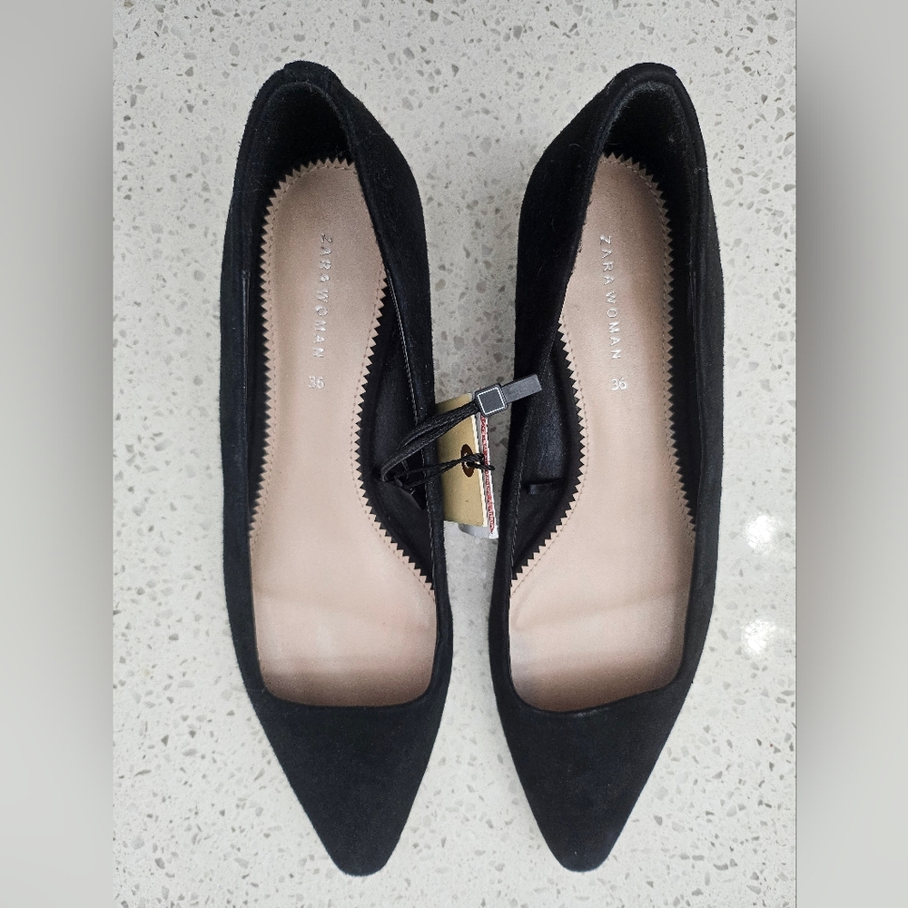 Brand New Women's Leather Flats